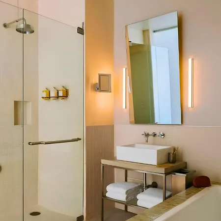 Chambers 4* New York
