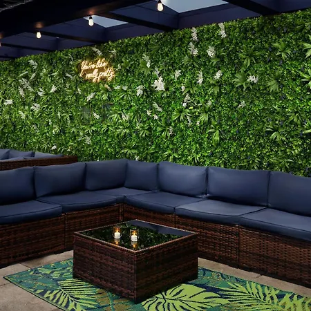 Doubletree By Hilton New York Times Square West New York