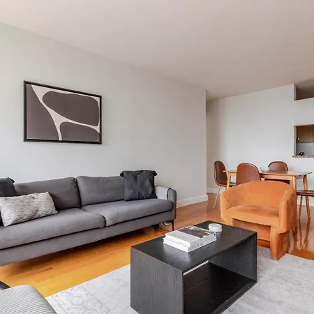 Blueground Theater District Gym Nr Times Sq Nyc-1851 Apartment New York