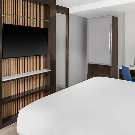 Four Points By Sheraton Downtown 3* New York