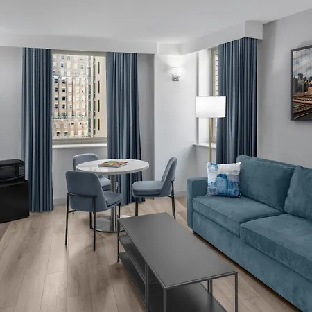 Four Points By Sheraton Downtown