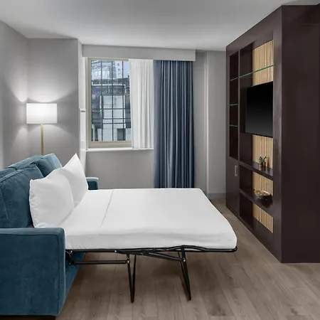 Four Points By Sheraton Downtown Hotel 3*
