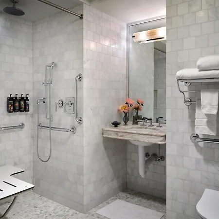 The Fifth Avenue Hotel 5*