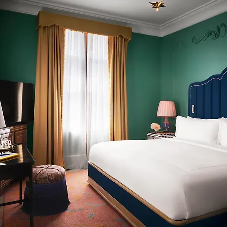 Hotel The Fifth Avenue 5*