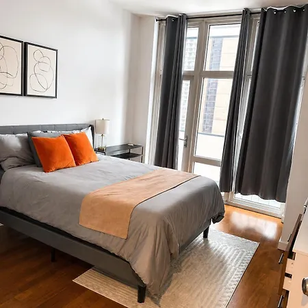 Luxurious In Times Square Nyc - 30-day Min Apartment