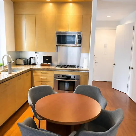 Luxurious In Times Square Nyc - 30-day Min Apartment