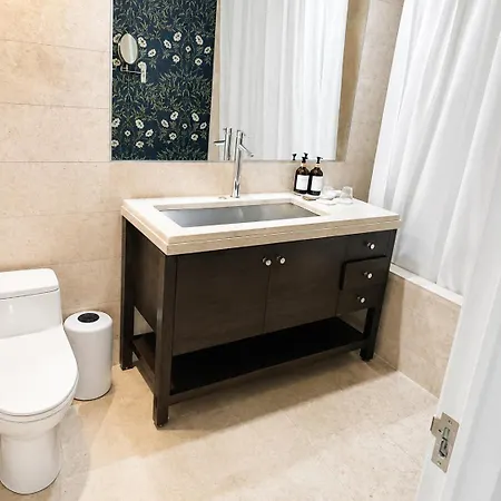 Luxurious In Times Square Nyc - 30-day Min