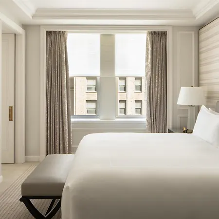 Waldorf Astoria Hotel 5*