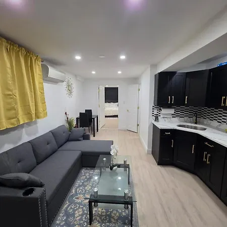 Luxury In Si Near Rumc, Zoo And Restaurants