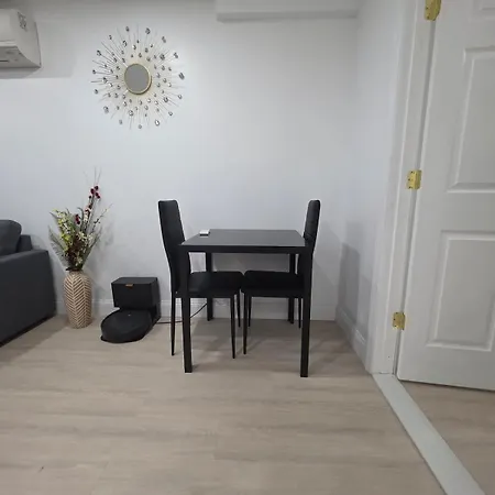 Luxury In Si Near Rumc, Zoo And Restaurants Holiday home