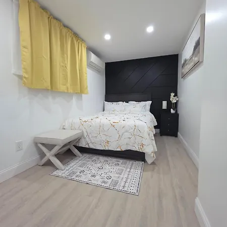 Luxury In Si Near Rumc, Zoo And Restaurants Holiday home New York