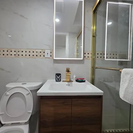 Luxury In Si Near Rumc, Zoo And Restaurants