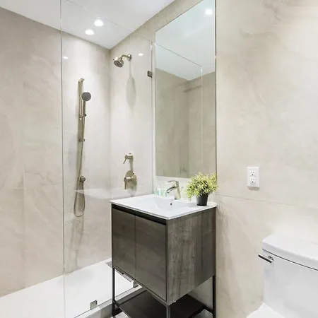Global Luxury At The Arches Hotel