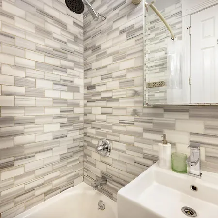 Three Bedroom West Village Townhouse