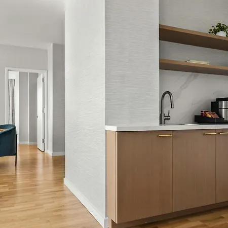 Hotel Sheraton Tribeca 4*