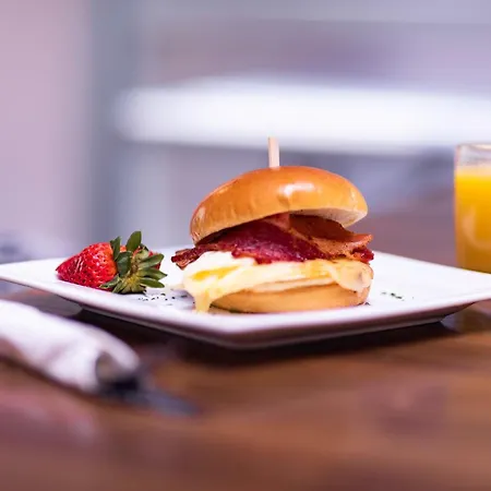 Voco Times Square South By Ihg 4*