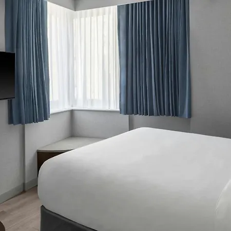 Hotel Four Points By Sheraton Downtown 3*