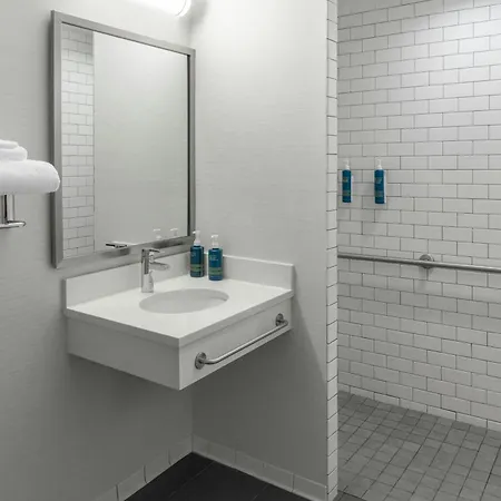 Four Points By Sheraton Downtown 3* New York