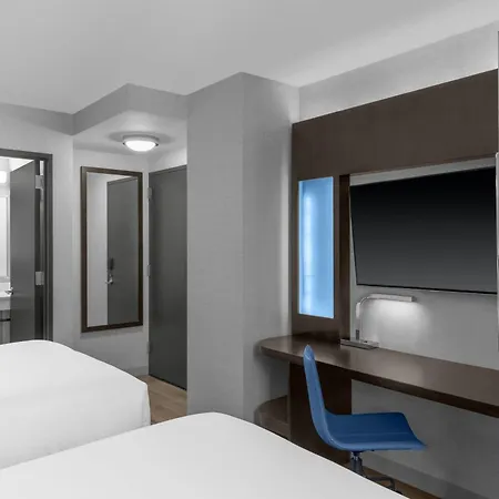 Four Points By Sheraton Downtown