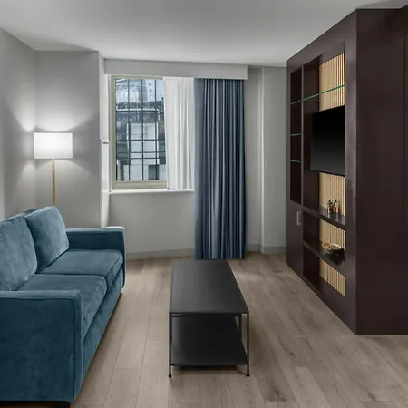 Hotel Four Points By Sheraton Downtown