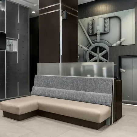 Hotel Four Points By Sheraton Downtown 3*
