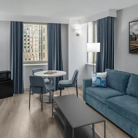 Hotel Four Points By Sheraton Downtown