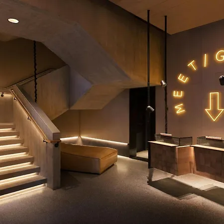 Moxy Nyc Chelsea New York