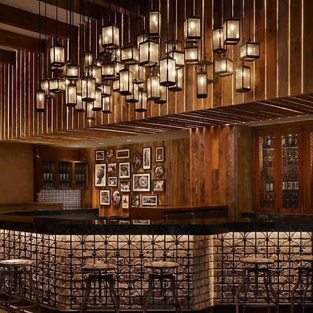 Hotel Renaissance Chelsea