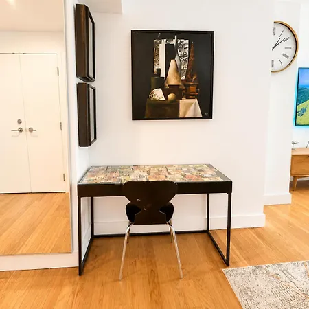 Nyc With Private Bathroom & Kitchenette