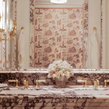 Fouquet's Hotel 5*