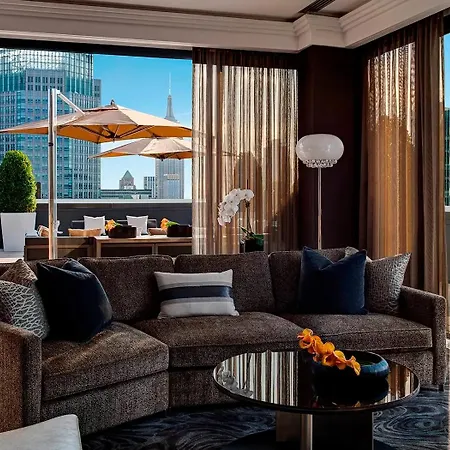 Lotte Palace Hotel
