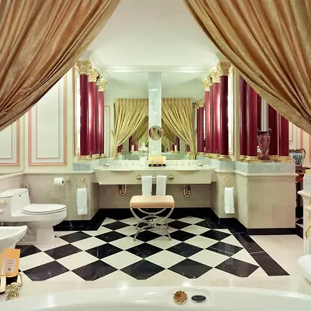 Hotel Lotte Palace 5*