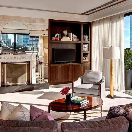 Lotte Palace 5*