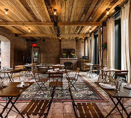 Refinery - Hotel 5*