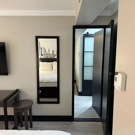 The Manhattan At Times Square Hotel 4*