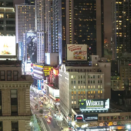 The Manhattan At Times Square Hotel