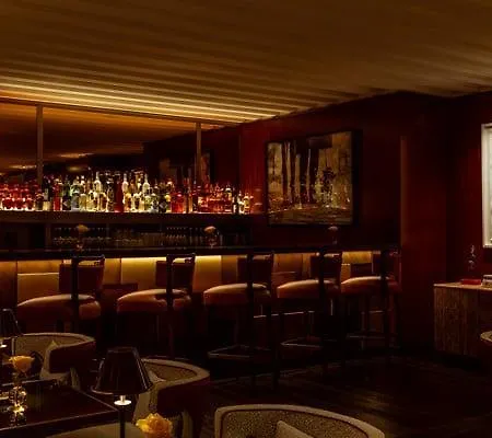 Hotel The Surrey, A Corinthia