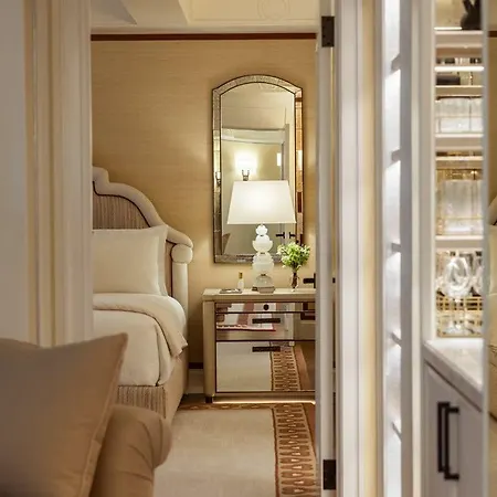 The Surrey, A Corinthia 5*
