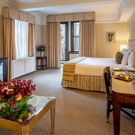 Warwick Hotel 4*