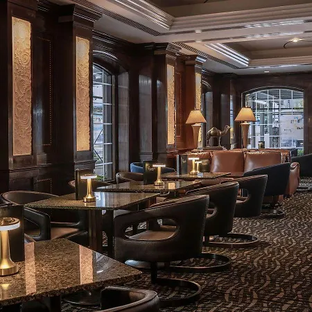Warwick 4* New York