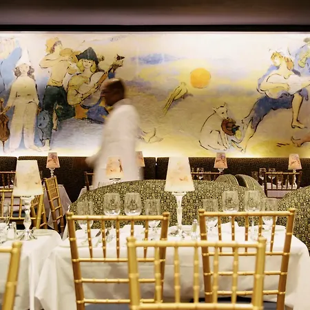 The Carlyle, A Rosewood Hotel 5*