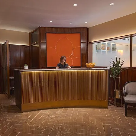 The Iroquois Times Square, A Small Luxury