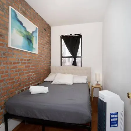 Apartment Chic One Bedroom Retreat In Downtown Manhattan
