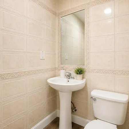 Bay Ridge Aparthotel 2*