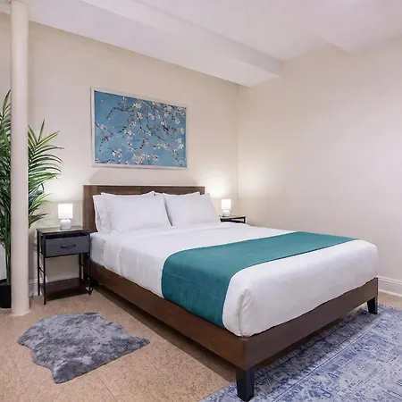 3 Bedroom Cozy In Manhattan Valley *