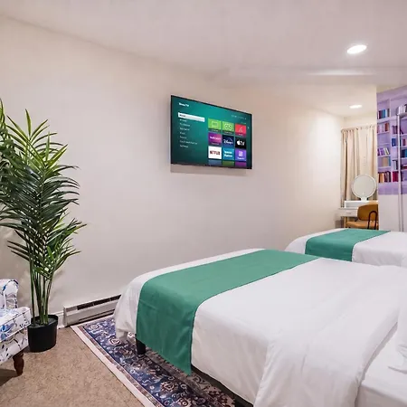 Apartment 3 Bedroom Cozy In Manhattan Valley New York