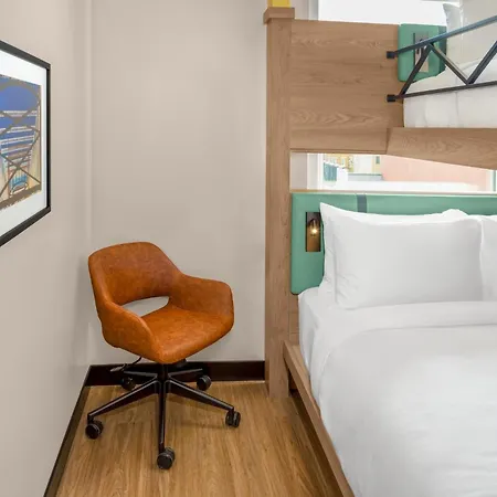 Voco Astoria By Ihg New York