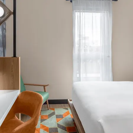 Voco Astoria By Ihg