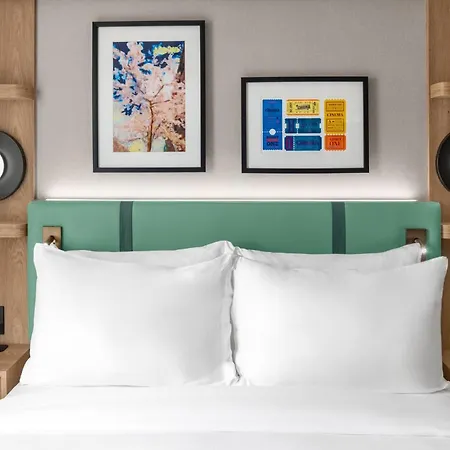 Hotel Voco Astoria By Ihg New York
