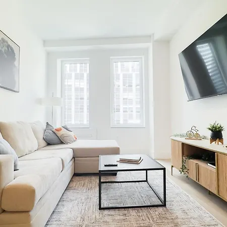 Stylish 3br Luxury Retreat In The Heart Of Fidi Apartment New York